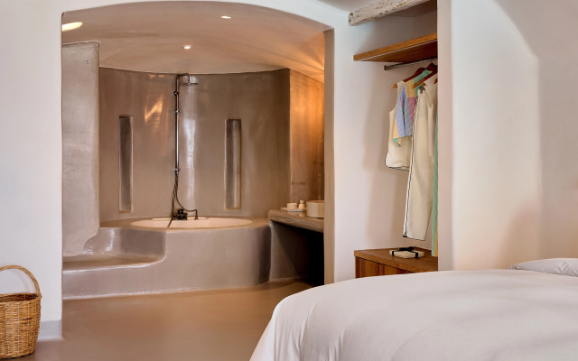 Mykonos Blu, A Grecotel Resort to Live