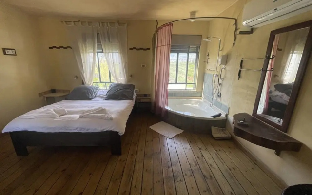 Gross nofesh and spa in Beit Hilel