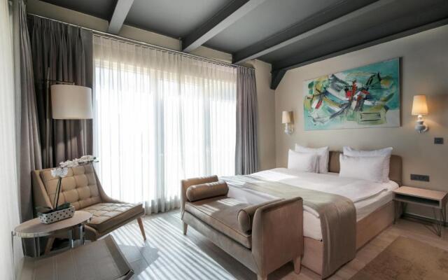 The Gate 30 Suites