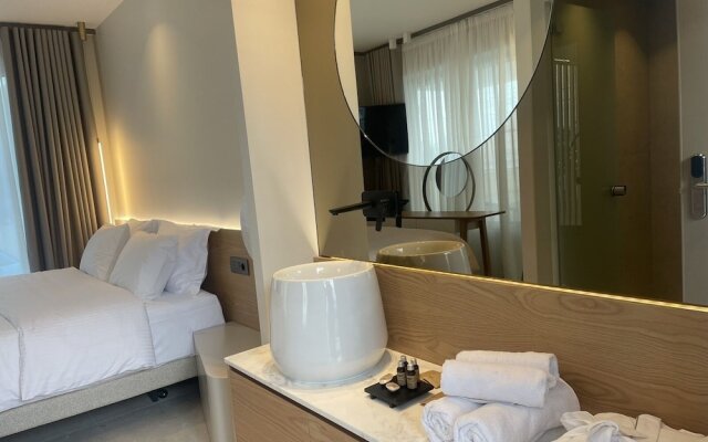 Balance Accommodation