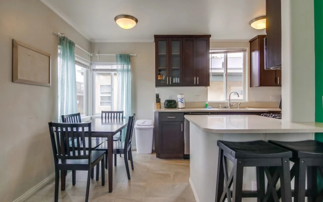 Manhattan Shores 1B