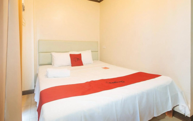 Reddoorz near Landers Superstore Cebu City