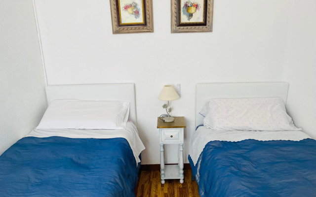 Piso junto universidad y Hospital Clínico