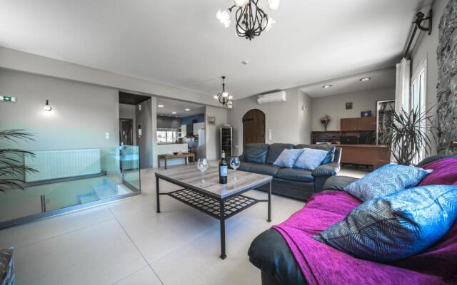 Petronila Luxury Villa
