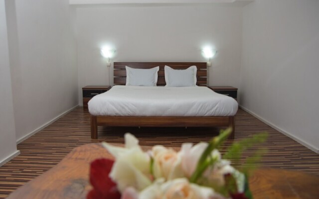 Hotel Le Pousse Pousse