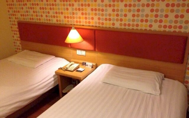 Homeinn Selected Hotel (Dalian Central Hospital Chunliu Subway Station Airport Branch)
