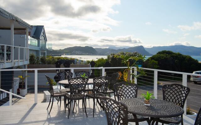 Boulders Beach Hotel, Cafe and Curio