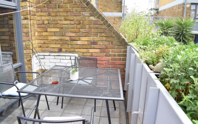 Lovely Flat In Brixton With Balcony