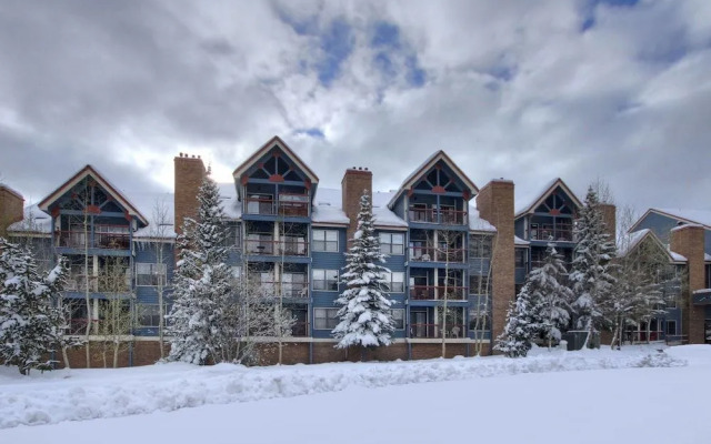 River Mtn Lodge E309