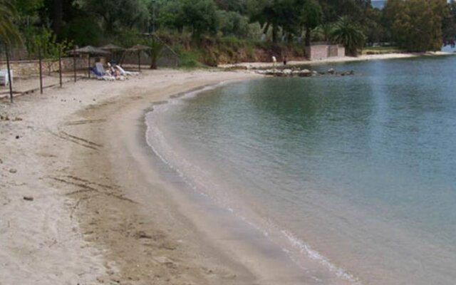 Plataria Beach