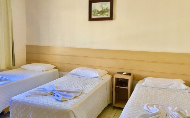 Paris Hotel Curitibanos