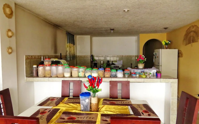 Hostel La Granja