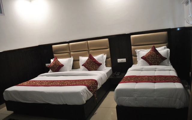 Green Hotel & Restaurant