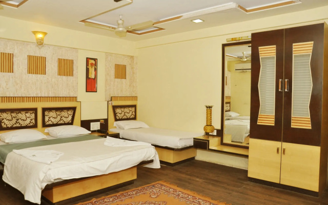 Hotel Sai Suraj Palace