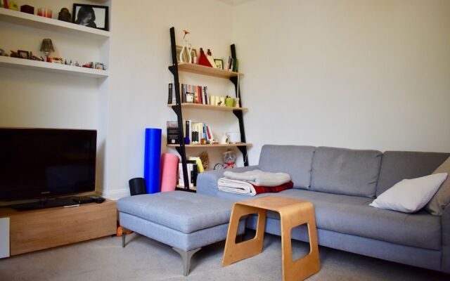 Central Brighton 2 Bedroom Apartment