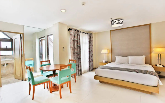 Crown Regency Resort and Convention Center