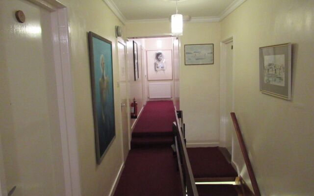 Avoncourt Lodge