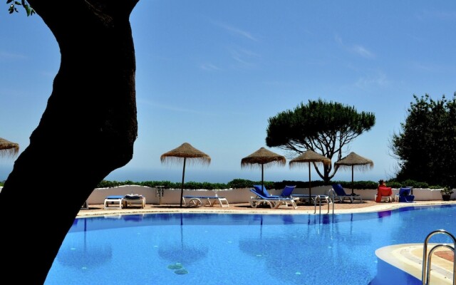 Spacious Apartment in Marbella With Swimming Pool