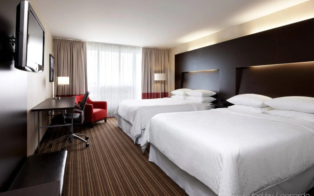 Four Points by Sheraton Levis Convention Centre