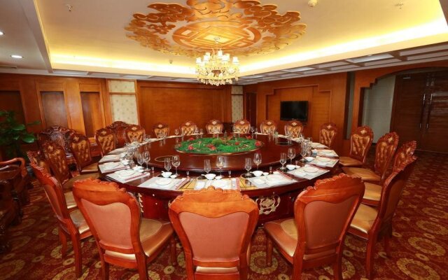 Qinzhou Jingtai Grand Hotel