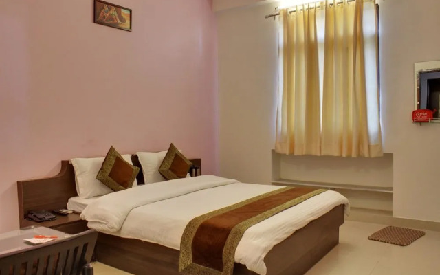 OYO 352 Hotel DRS 8586 Haveli