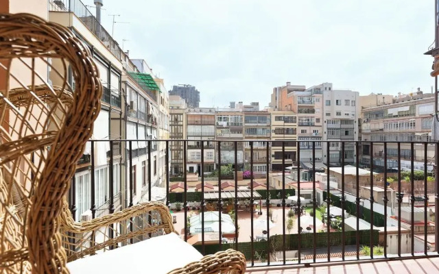 Sealona Center Apartments