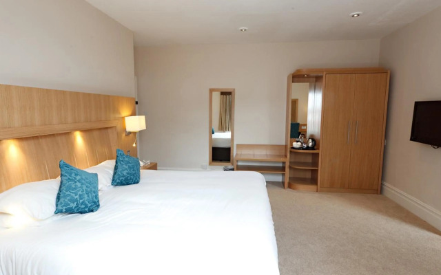 The Links Country Park Hotel