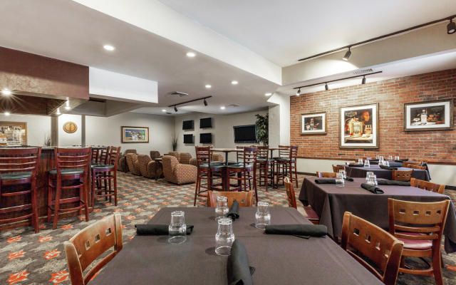 Embassy Suites by Hilton Kansas City Plaza