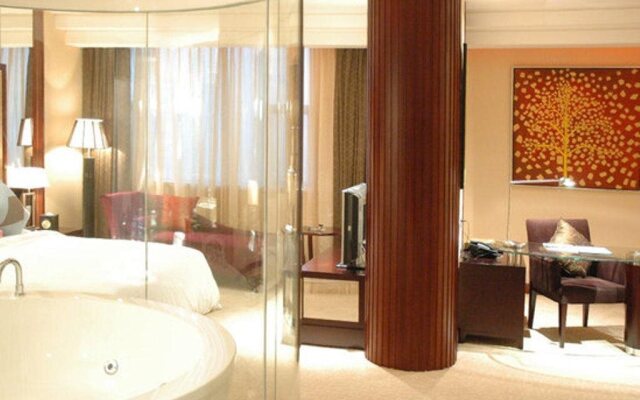 Centenio Kingdom Hotel