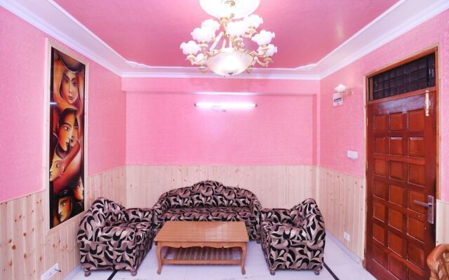 OYO 13110 Home Valley View 3BHK Panthaghati