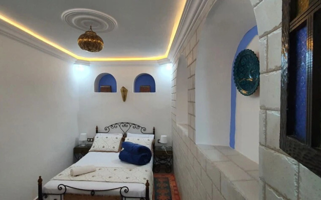 Dar Nokhba Inn
