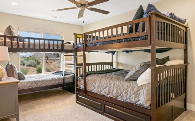 Skyline Vista By Redawning