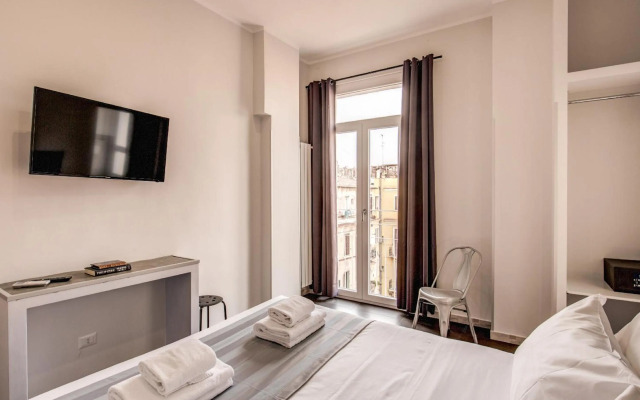 Floor 6 Boutique Rooms by DOT Suites