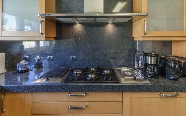 Villa Amendoa (AL) in Corroios