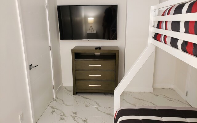Ocean Reserve Apartment