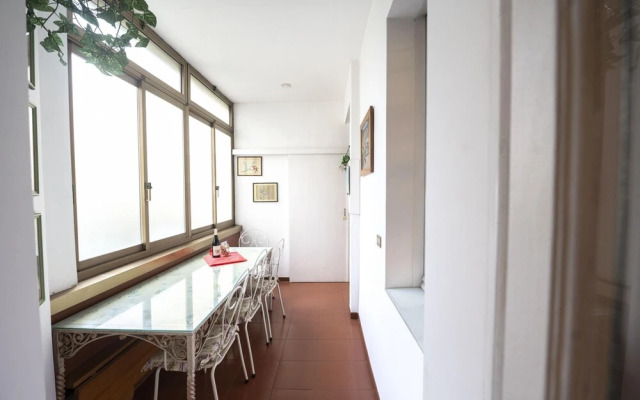 Trastevere 2 BR Cozy Apartment