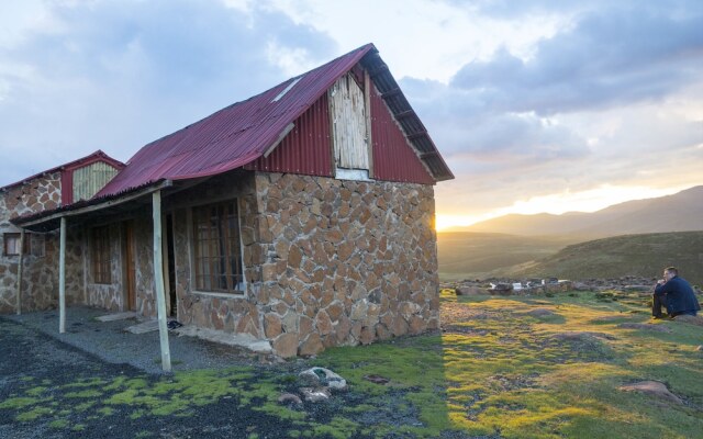 Sani Stone Lodge