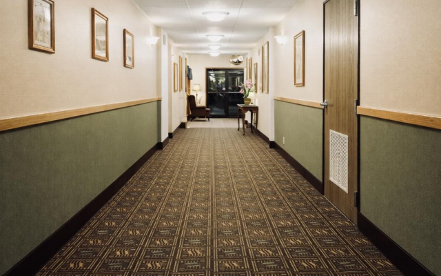 Fireside Inn and Suites