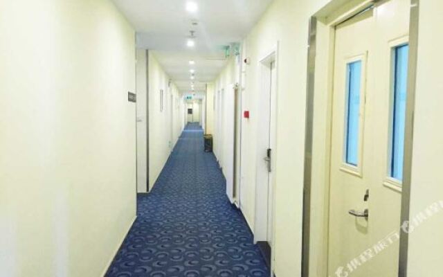 7 Days Inn (Beijing Liangxiang Changyang Huandao)