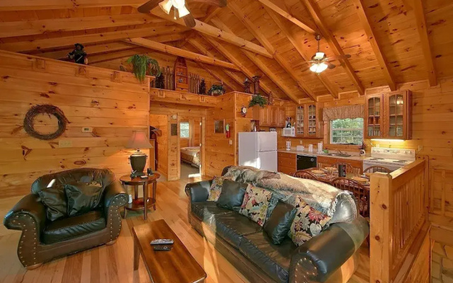 Creekside Retreat #208