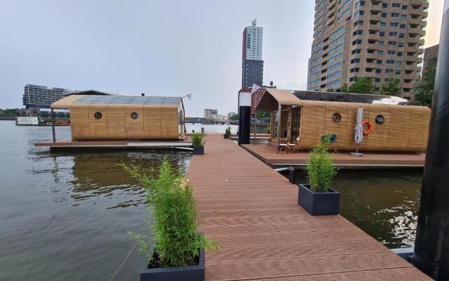 Wikkelboat Nr1 at Floating Rotterdam Rijnhaven