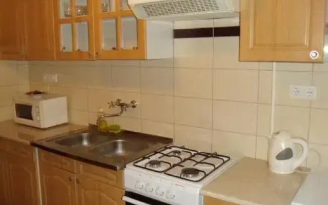 Erik Apartments
