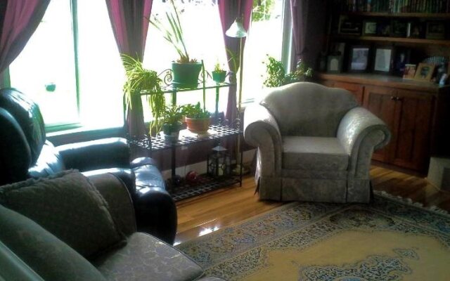 Arbour Cottage B & B