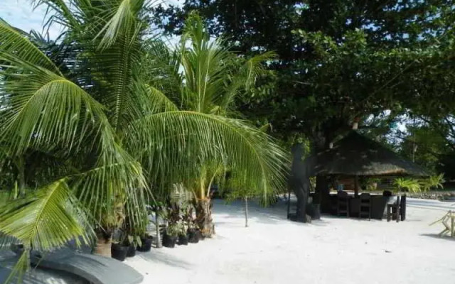 Hotel Precious Garden of Samal