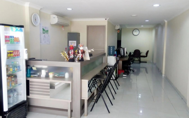 Ethan Hotel Cilincing Plaza