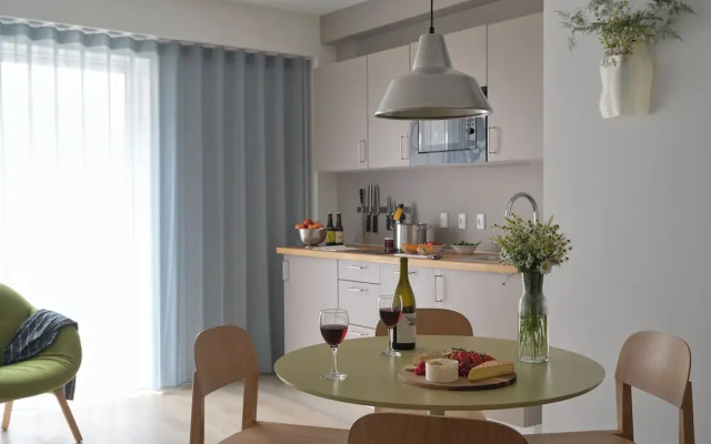 Flora Apartment Hotel