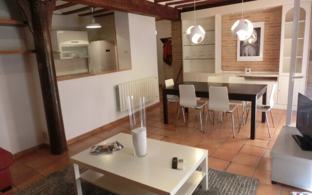 Total Valencia Elegance