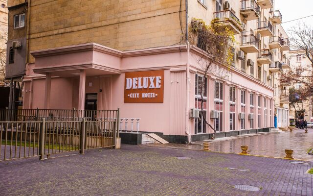 Deluxe City Hotel