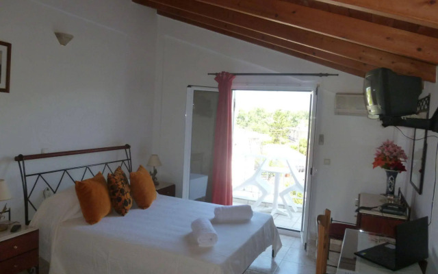 Pettas Apartments
