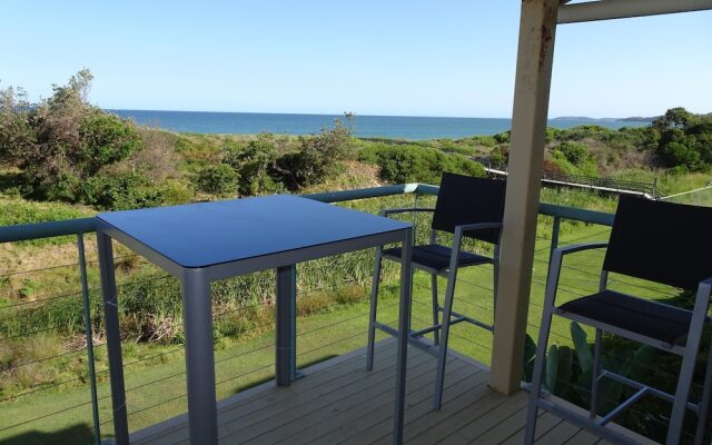 Sea Views at Aqualuna - 3 Bed Apartment